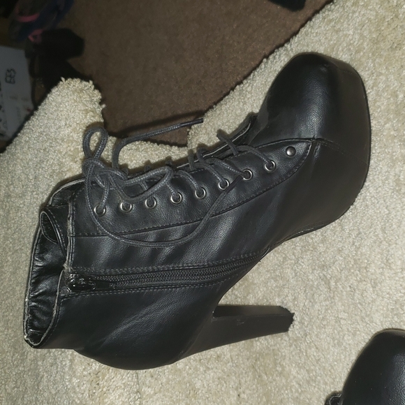 Platform Granny Boots Black Wild Diva 7 1/2 - Picture 2 of 8